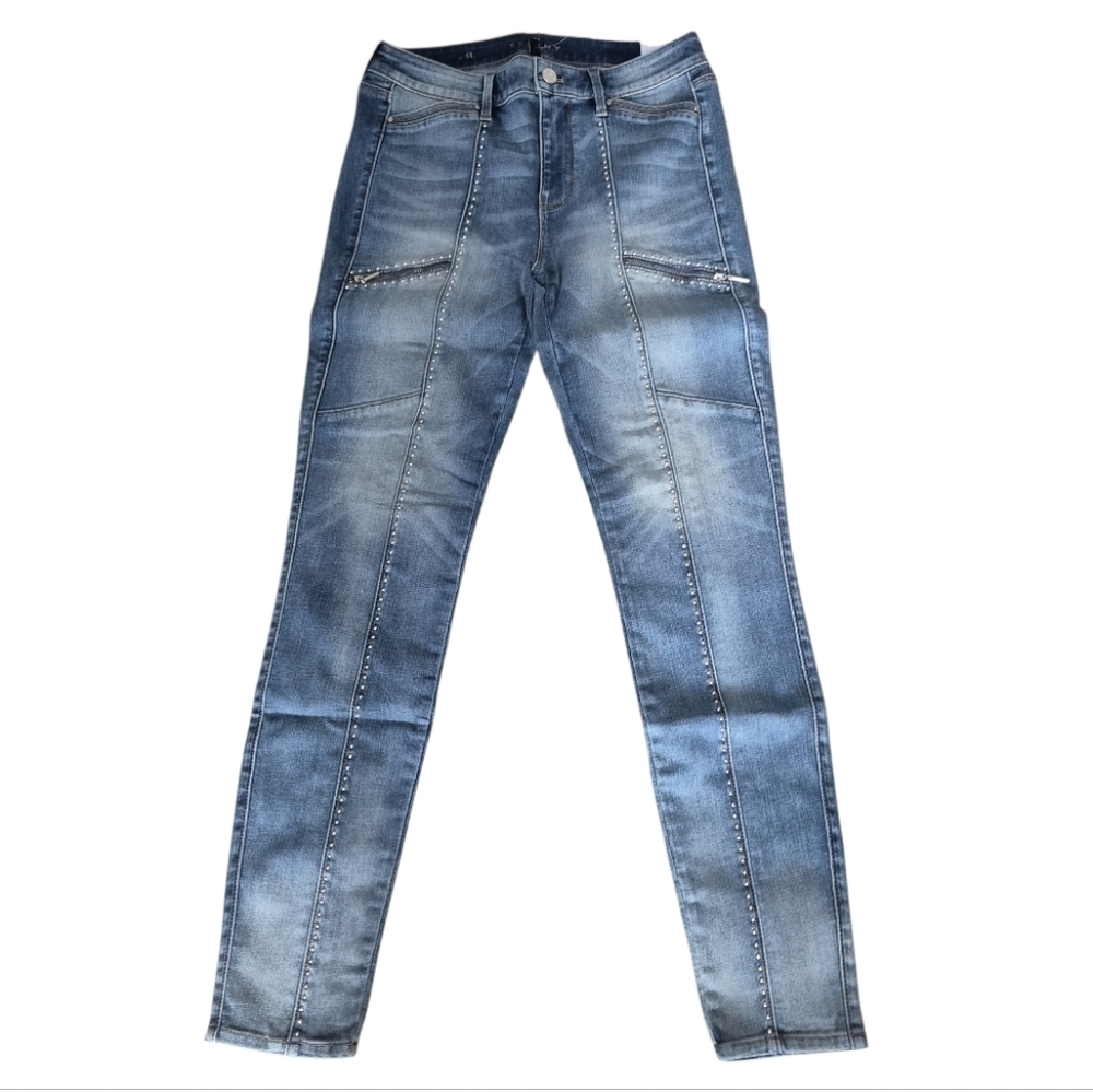 NWT White House Black Market Size 4L Mid Rise The Skinny Ankle Jeans